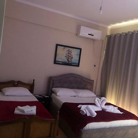 Studio Apartments Rizarjo Ksamil Kültér fotó