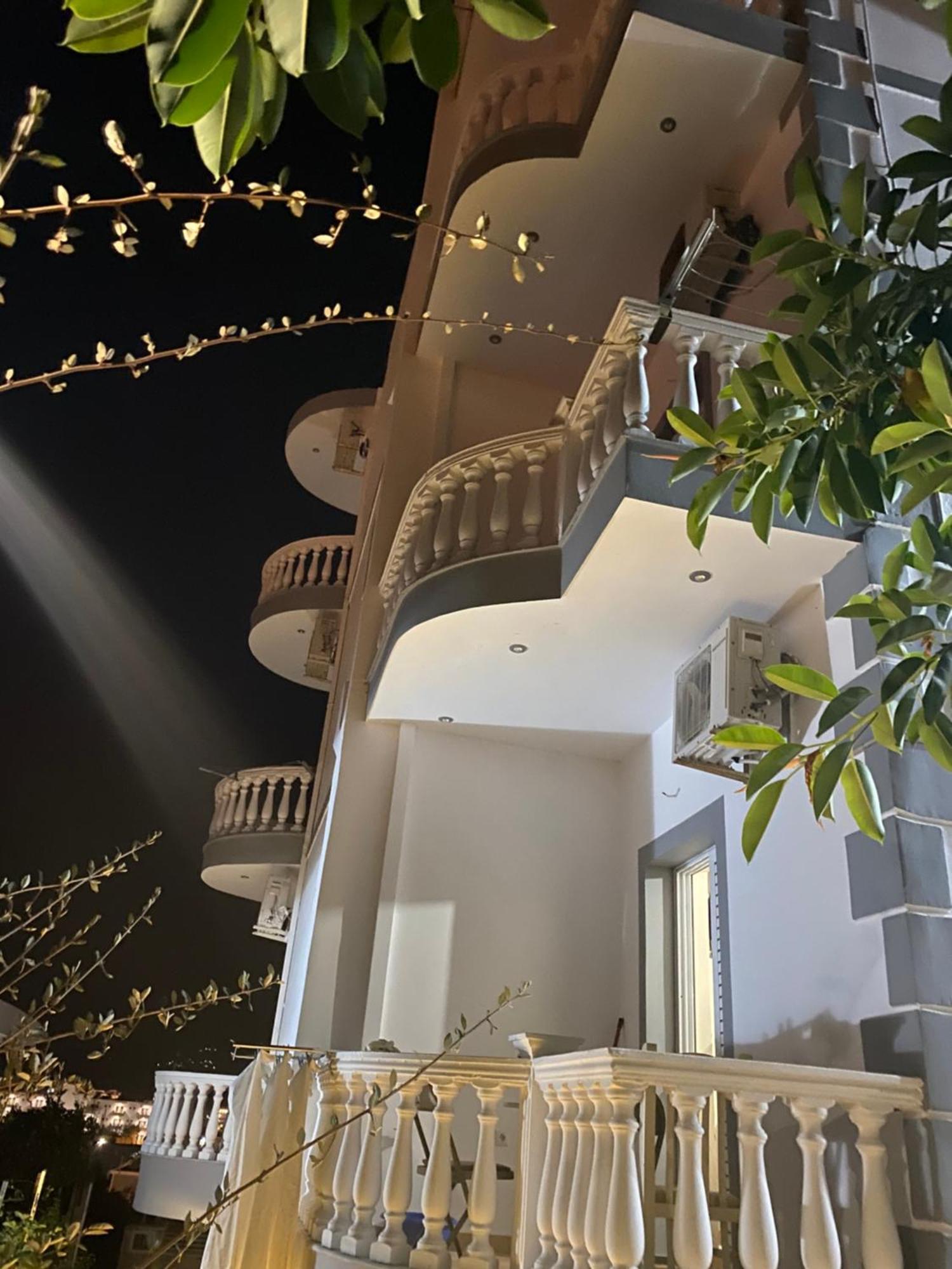 Studio Apartments Rizarjo Ksamil Kültér fotó