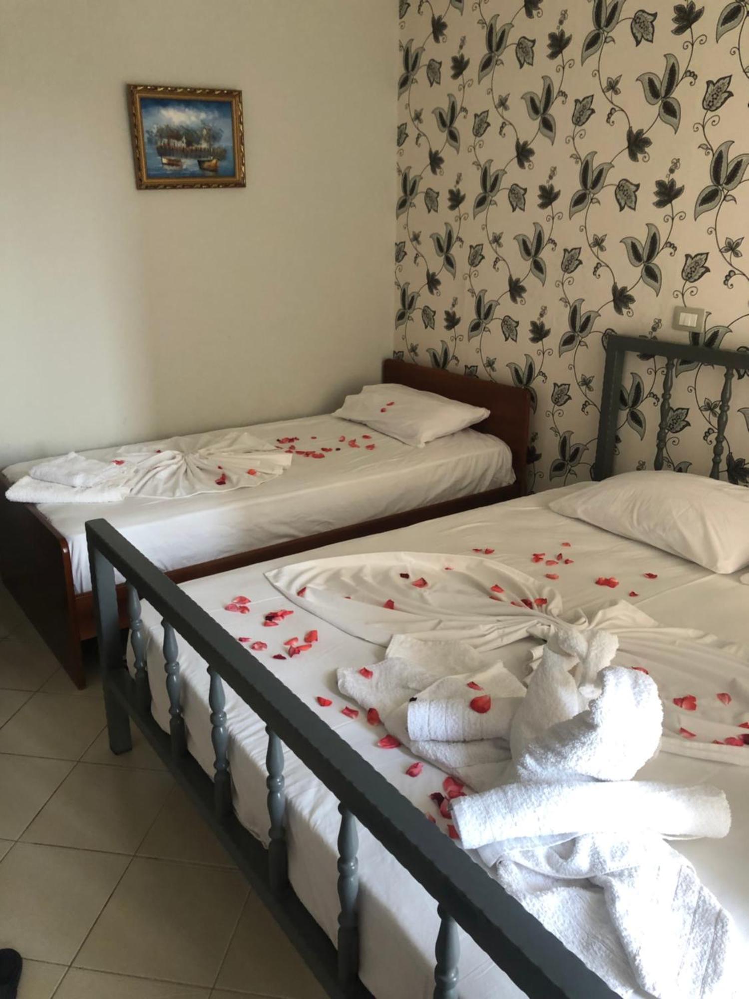 Studio Apartments Rizarjo Ksamil Kültér fotó