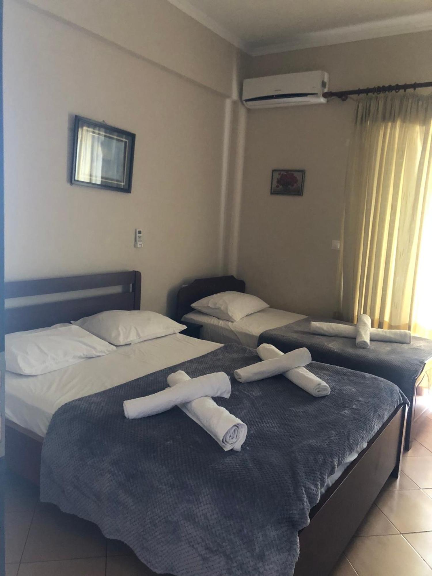 Studio Apartments Rizarjo Ksamil Kültér fotó
