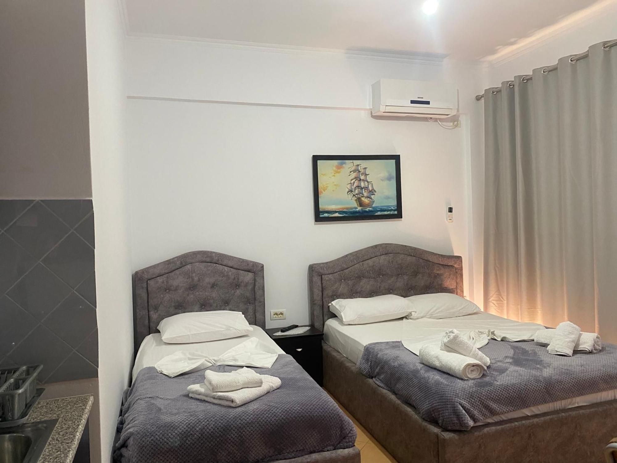 Studio Apartments Rizarjo Ksamil Kültér fotó