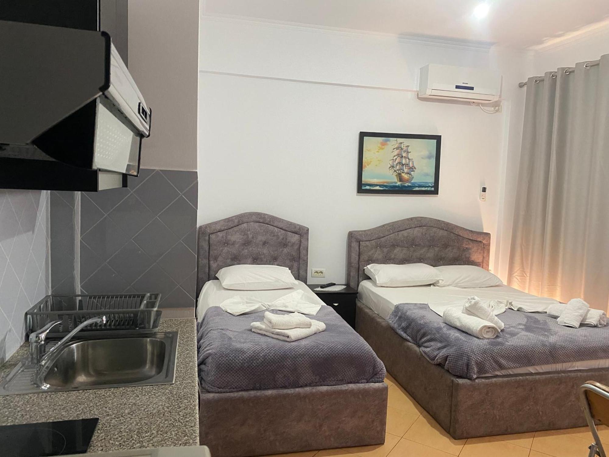 Studio Apartments Rizarjo Ksamil Kültér fotó